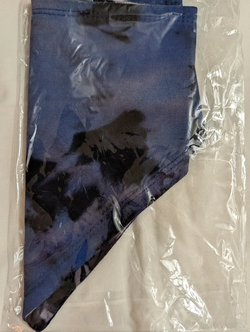 NWOT Tie-Dye Triangle Pet Bandana / Baby Bandaid Bib in Navy Blue And Black